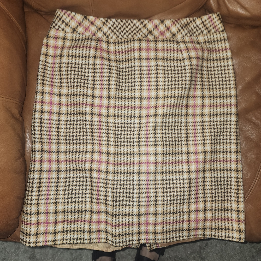 Chadwicks Women's Plaid Pencil Skirt in Cream and Pink